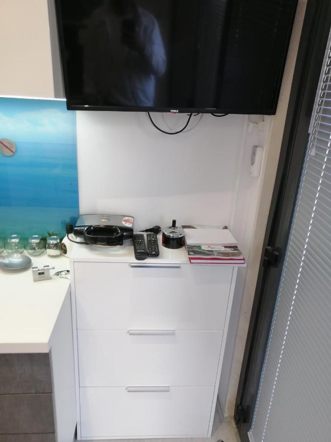 Apartment Rose By The Beach & Tennis Courts سبليت المظهر الخارجي الصورة